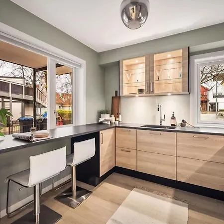 Dinbnb L Family Dream L 400m To Floien L Cozy Terrace Lejlighed *